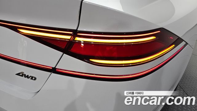 Genesis G90 2022 — photo 9