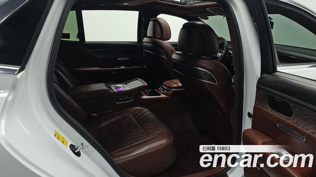 Genesis G90 2022 — photo 16