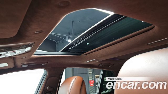 Genesis G90 2022 — photo 29