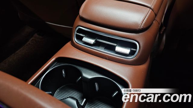 Genesis G90 2022 — photo 31
