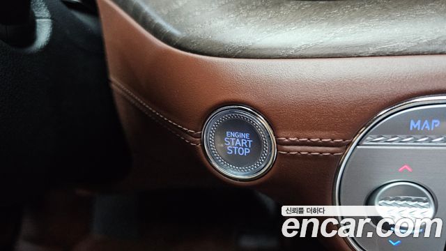 Genesis G90 2022 — photo 32