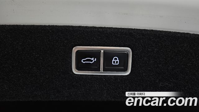 Genesis G90 2022 — photo 35