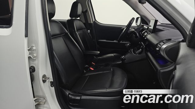 Hyundai Casper 2022 — photo 13