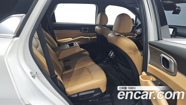 Kia Sorento 2022 — photo 16
