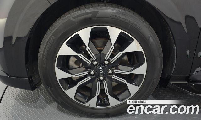 Kia Canival 2021 — photo 5