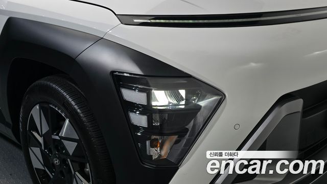 Hyundai Kona 2025 — photo 8