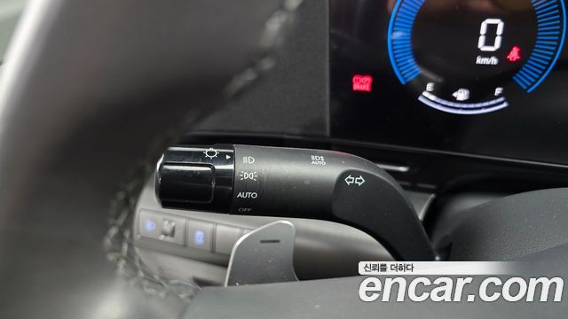 Hyundai Kona 2025 — photo 28