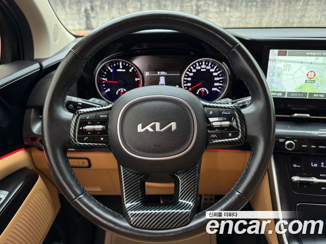 Kia Canival 2022 — photo 12