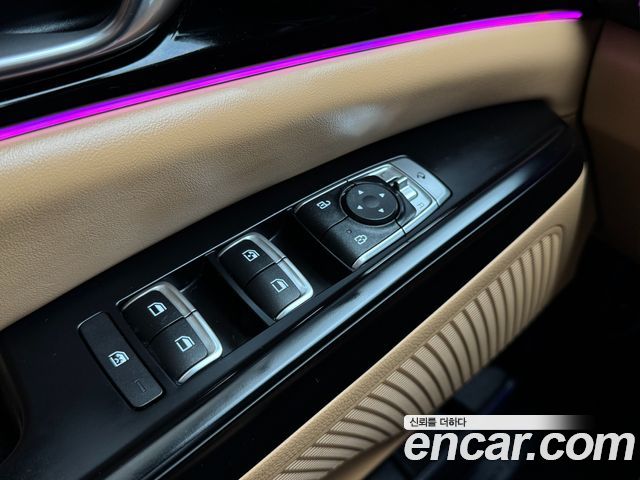 Kia Canival 2022 — photo 14