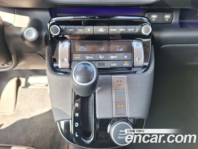 Hyundai Casper 2023 — photo 9