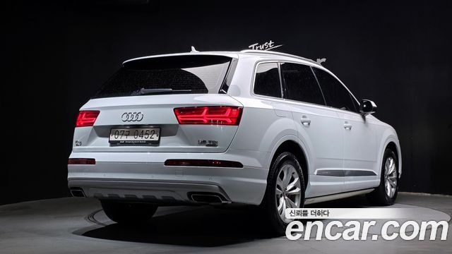 Audi Q7 2016 — photo 2