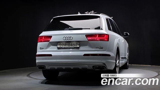 Audi Q7 2016 — photo 4