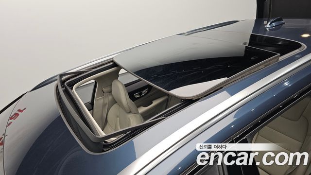 Volvo V60 2020 — photo 34