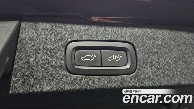 Volvo V60 2020 — photo 36