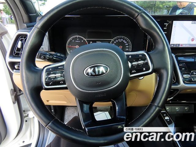 Kia Sorento 2021 — photo 8