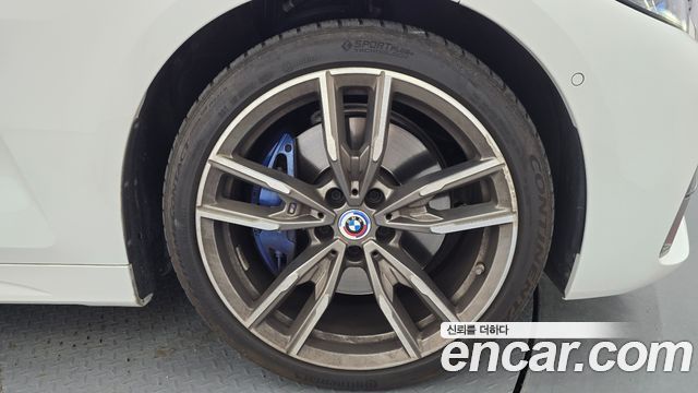BMW 4-Series 2023 — photo 7