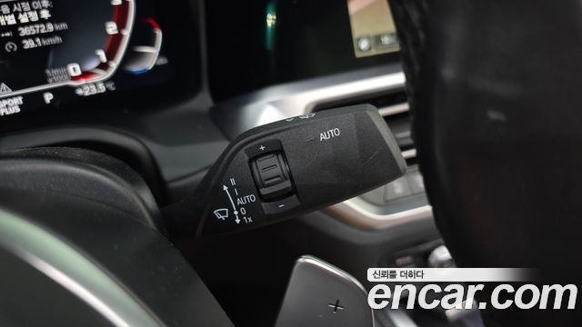BMW 4-Series 2023 — photo 27