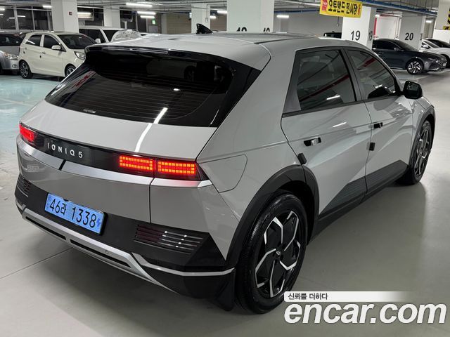 Hyundai Ioniq5 2022 — photo 2