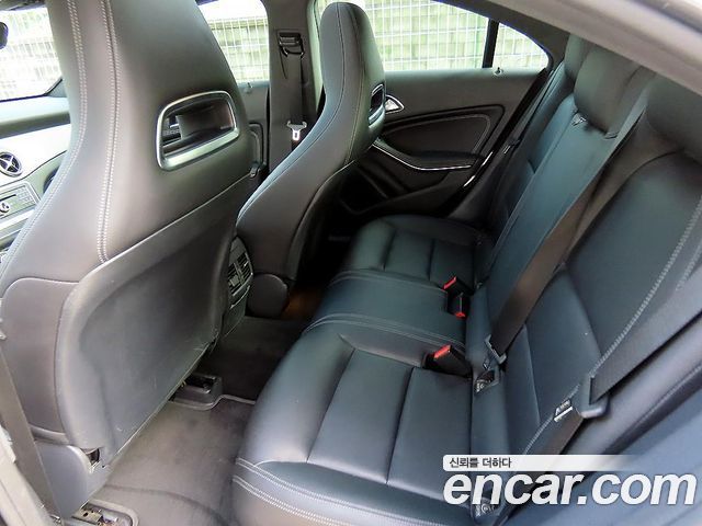 Mercedes-Benz CLA-Class 2017 — photo 6