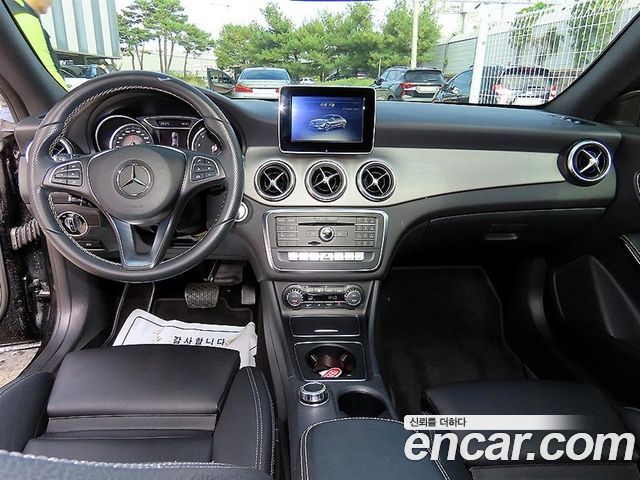 Mercedes-Benz CLA-Class 2017 — photo 7