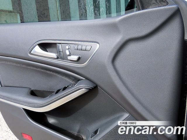 Mercedes-Benz CLA-Class 2017 — photo 11