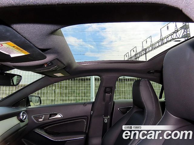 Mercedes-Benz CLA-Class 2017 — photo 17