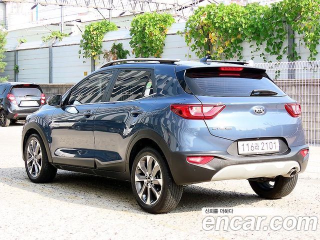 Kia Stonic 2020 — photo 3