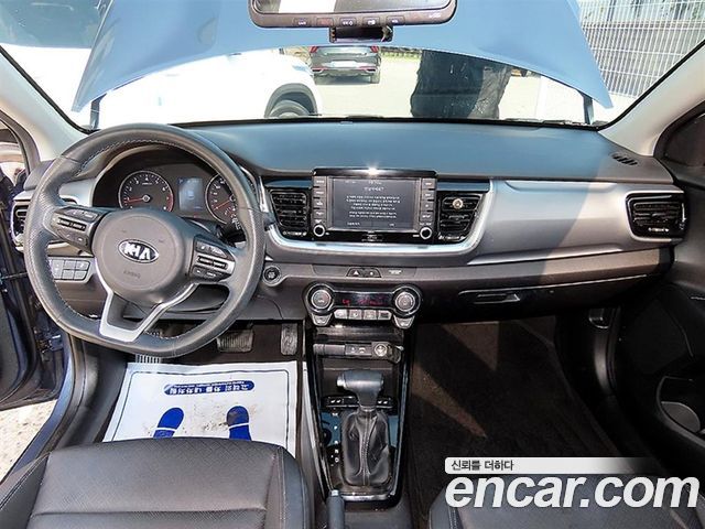 Kia Stonic 2020 — photo 7