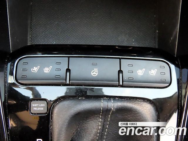 Kia Stonic 2020 — photo 13