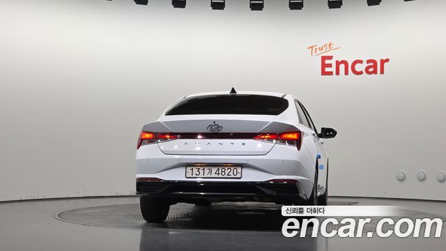 Hyundai AVANTE 2023 — photo 4