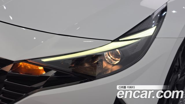 Hyundai AVANTE 2023 — photo 8