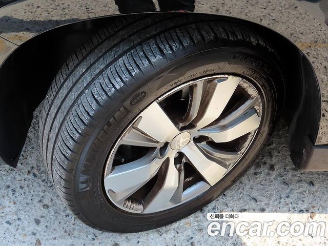 Peugeot 2008 2016 — photo 20