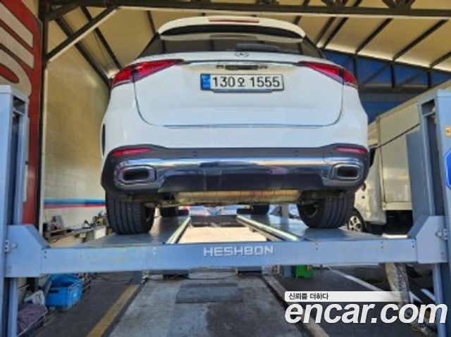Mercedes-Benz GLE-Class 2020 — photo 2