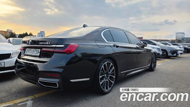 BMW 7-Series 2020 — photo 4