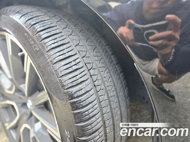 BMW 7-Series 2020 — photo 12