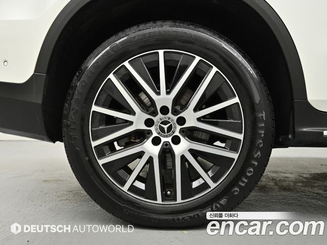 Mercedes-Benz GLC-Class 2021 — photo 5