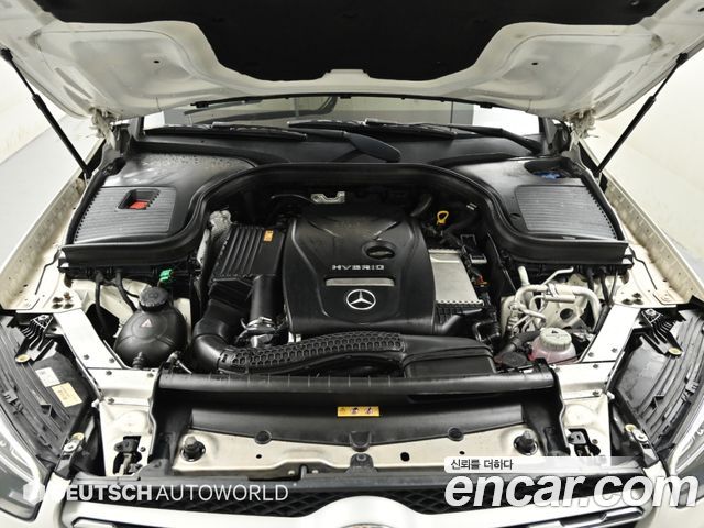 Mercedes-Benz GLC-Class 2021 — photo 6