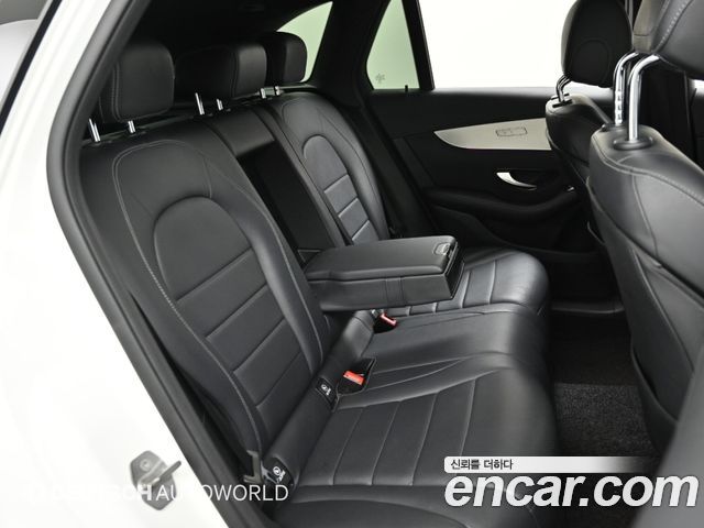 Mercedes-Benz GLC-Class 2021 — photo 12