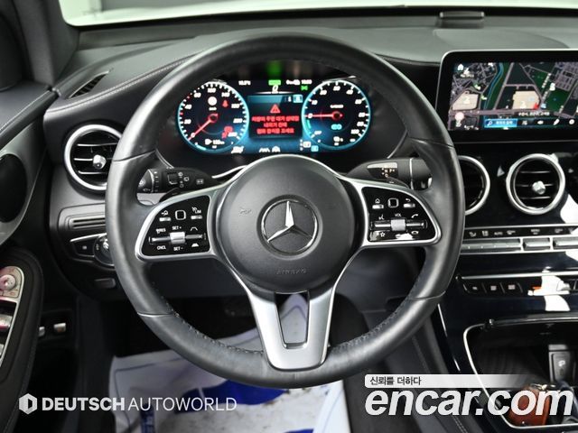 Mercedes-Benz GLC-Class 2021 — photo 13