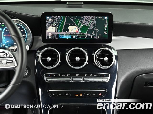 Mercedes-Benz GLC-Class 2021 — photo 14
