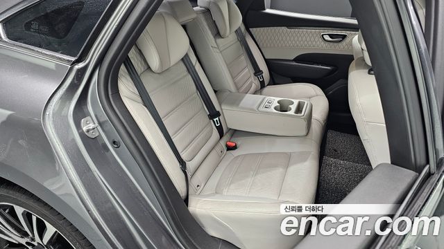 Renault Korea SM6 2021 — photo 17