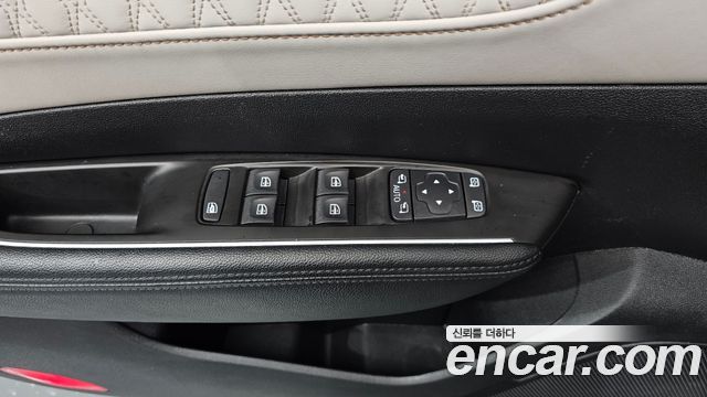 Renault Korea SM6 2021 — photo 25
