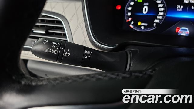 Renault Korea SM6 2021 — photo 27