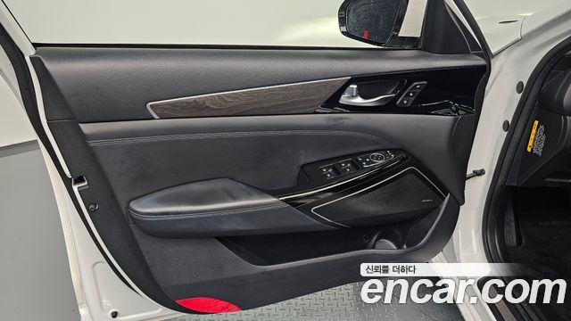 Kia K7 2020 — photo 14