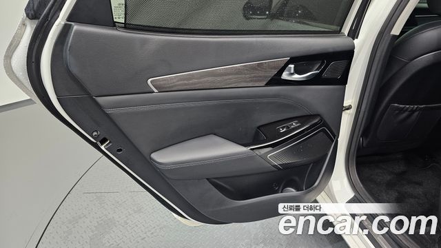 Kia K7 2020 — photo 15
