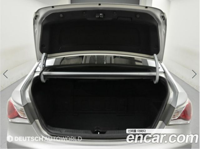 Hyundai Sonata 2014 — photo 18