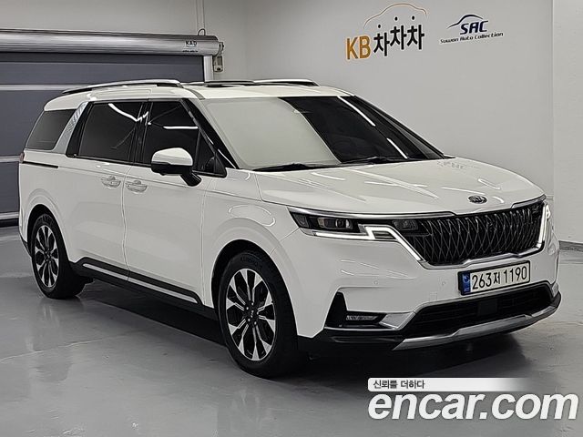 Kia Canival 2021 — photo 4