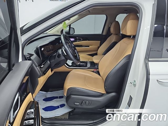 Kia Canival 2021 — photo 11