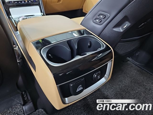 Kia Canival 2021 — photo 14