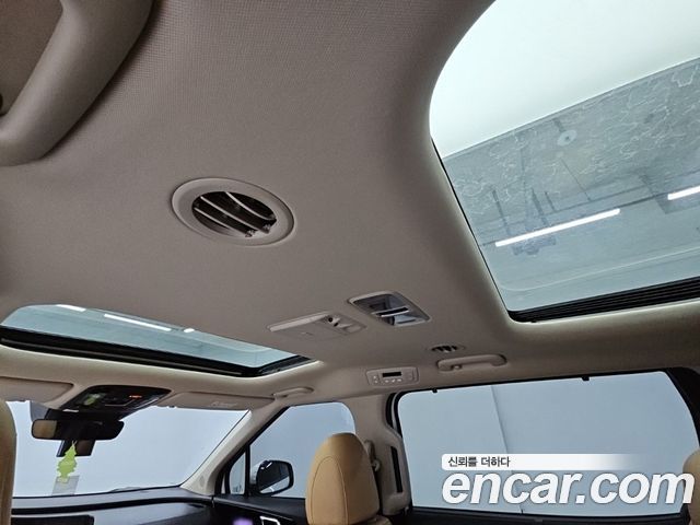 Kia Canival 2021 — photo 16